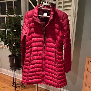 Patagonia Women's Vibrant Red Puffer Jacket.